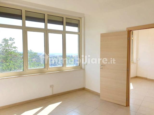 Appartamento in affitto a Pontepiccolo, Calabria