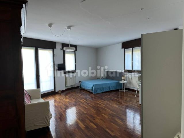 Appartamento in affitto a Rescaldina, Lombardia