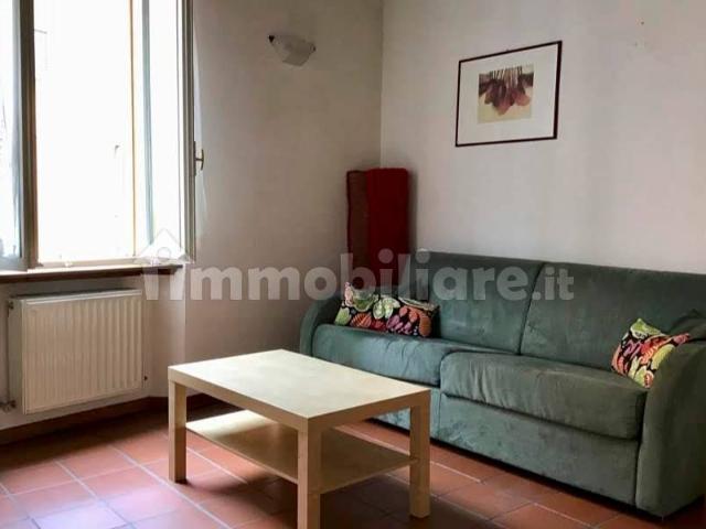 Appartamento in affitto a Santo Stefano città, Re