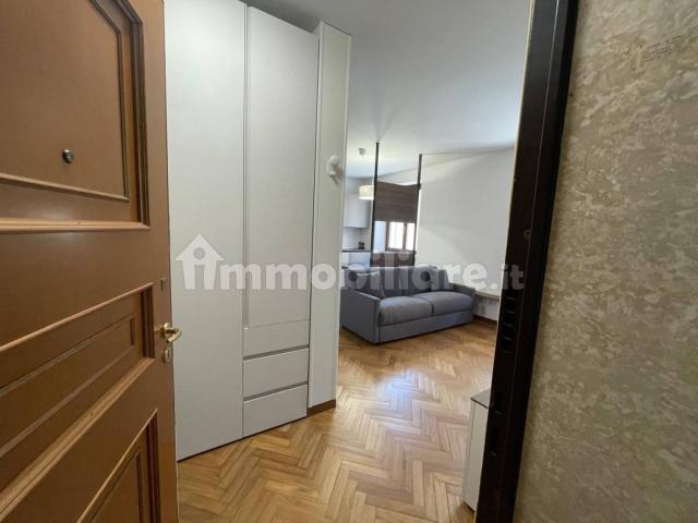 Appartamento in affitto a Zona Centro, Brescia