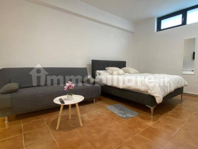 Appartamento in affitto a Ponente, Serra Riccò