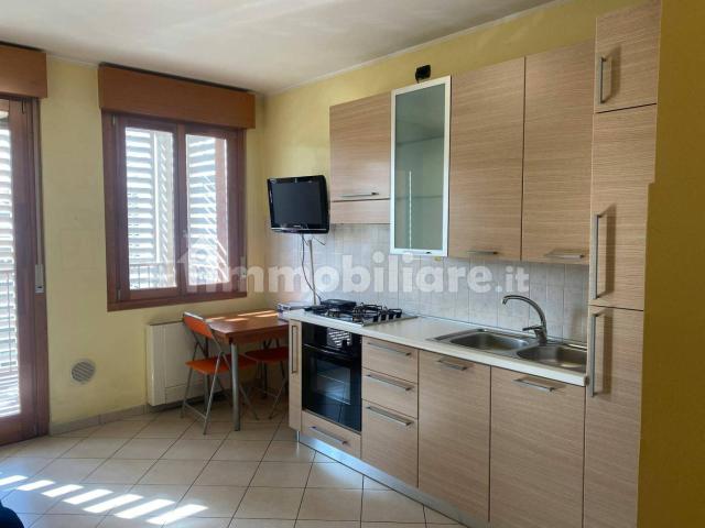 Appartamento in affitto a Valleambrosia, Rozzano