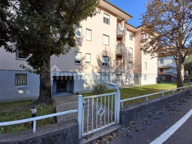 Appartamento in affitto a Polano, Como