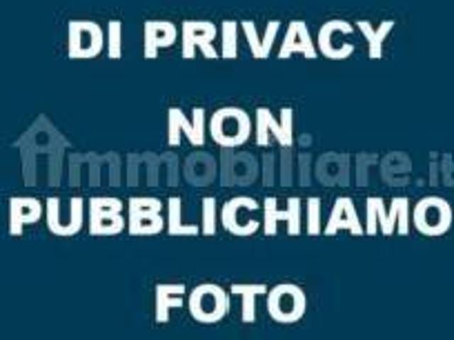 Appartamento in affitto a San Prospero città, Re