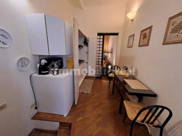 Appartamento in affitto a Centro Est, Serra Riccò