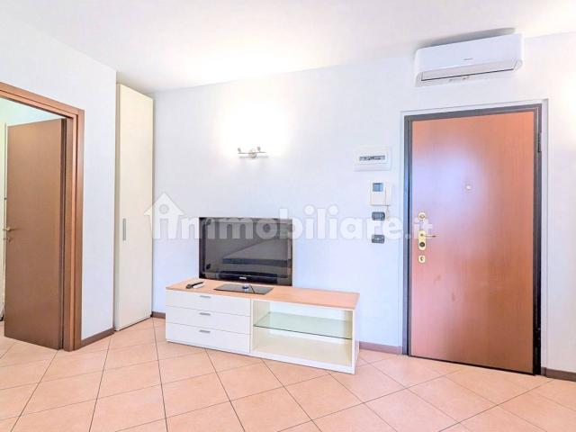 Appartamento in affitto a Maliano, Rho