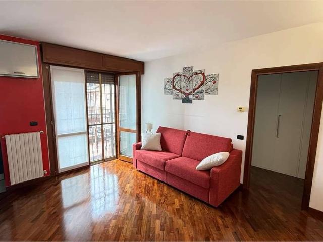 Appartamento in affitto a Tribiano, Milano