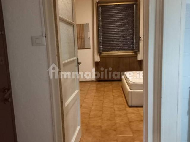 Appartamento in affitto a Valle Olona, Varese