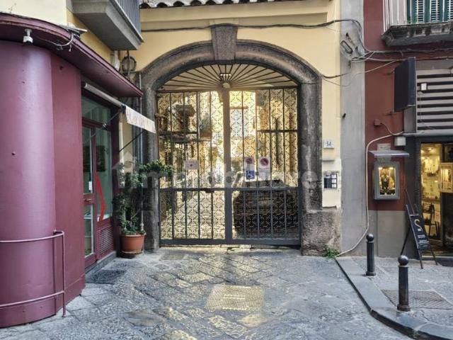 Appartamento in affitto a Municipalità 1, Campania