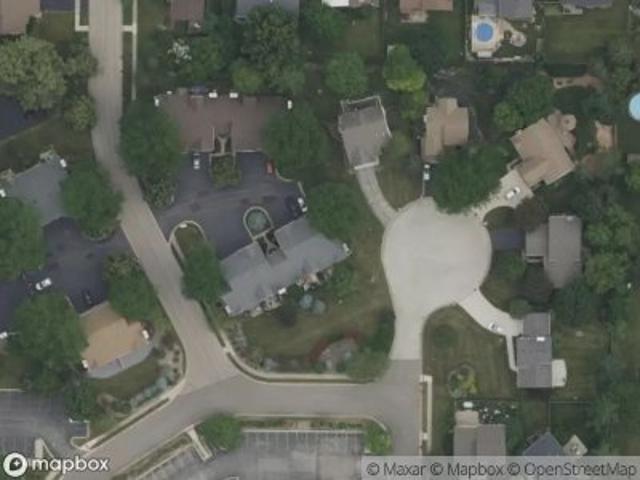 House for sale in Lindenhurst, Illinois