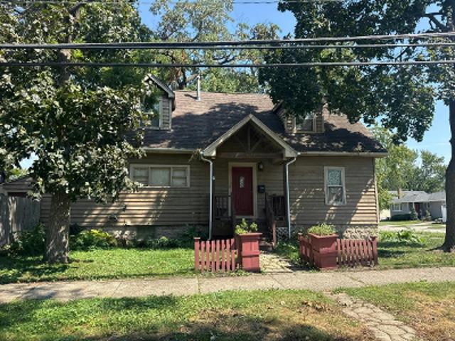 House for sale in Lansing, Illinois