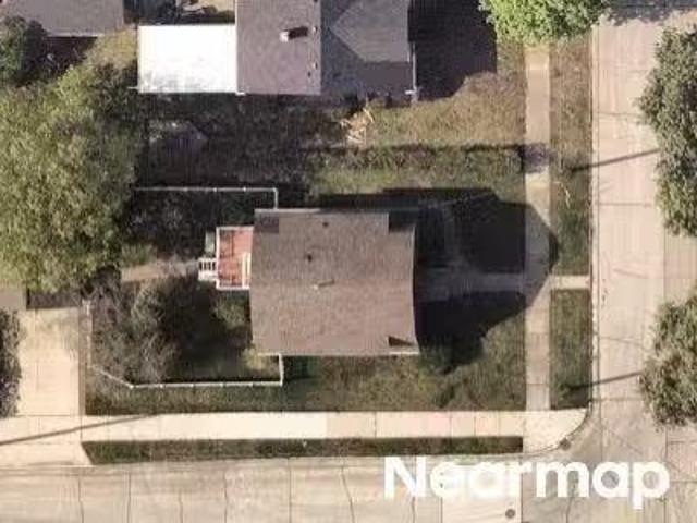 House for sale in Manitowoc