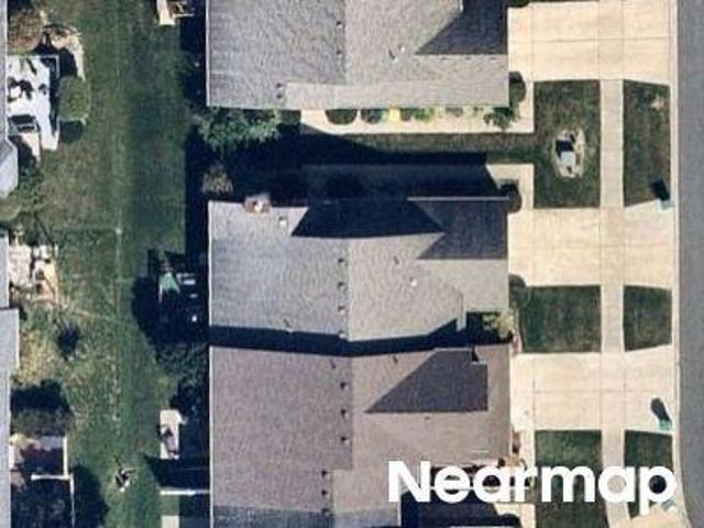 Townhouse for sale in Merrillville, Indiana
