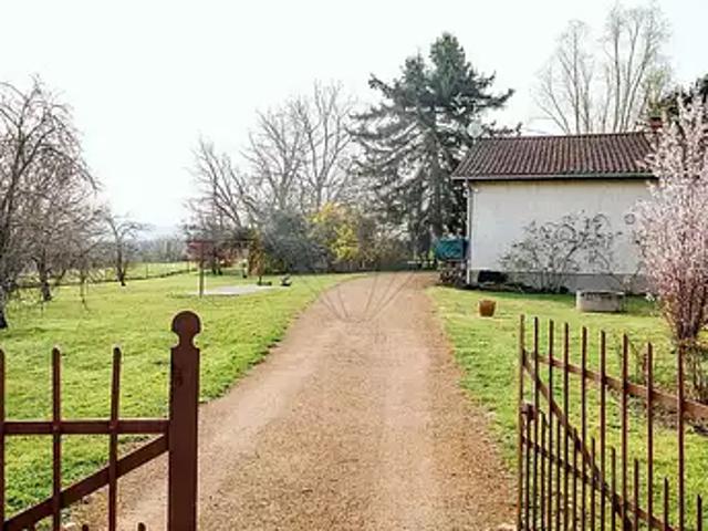 Maison vente à Riom, Auvergne-Rhône-Alpes