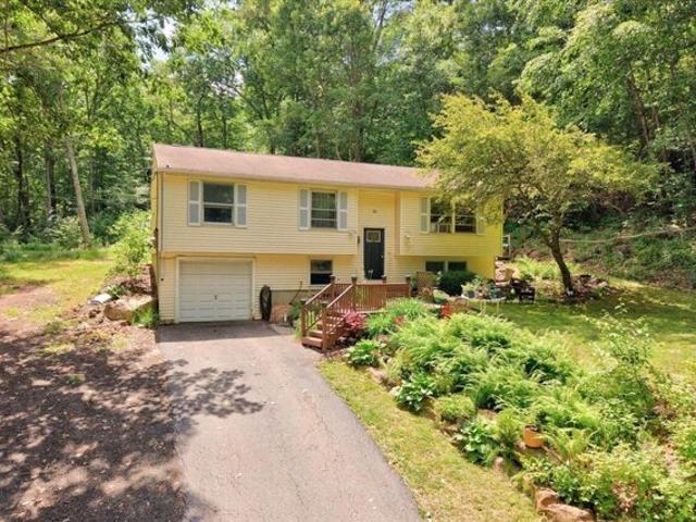 House for sale in Hampden, Massachusetts