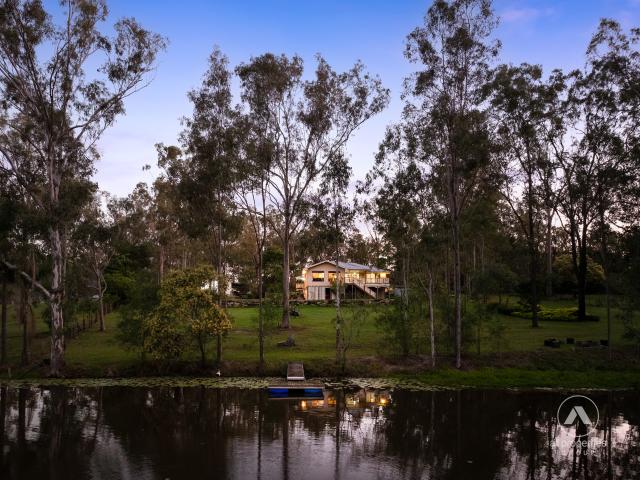 House for sale in Tamborine