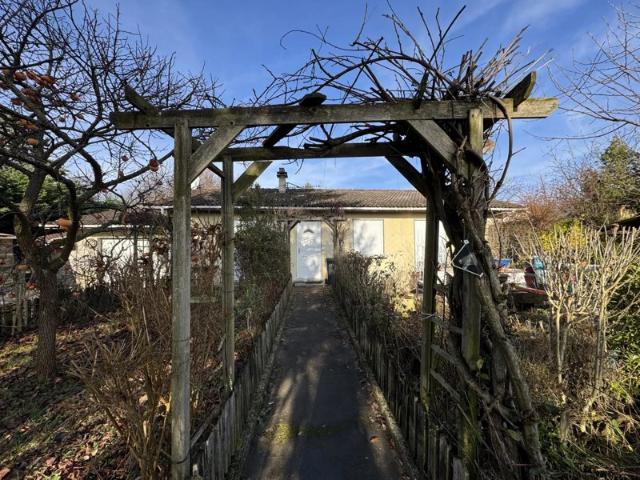 Maison vente à Vienne, Monsteroux-milieu