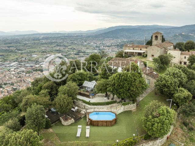 Casa in vendita a Montevettolini, Pistoia