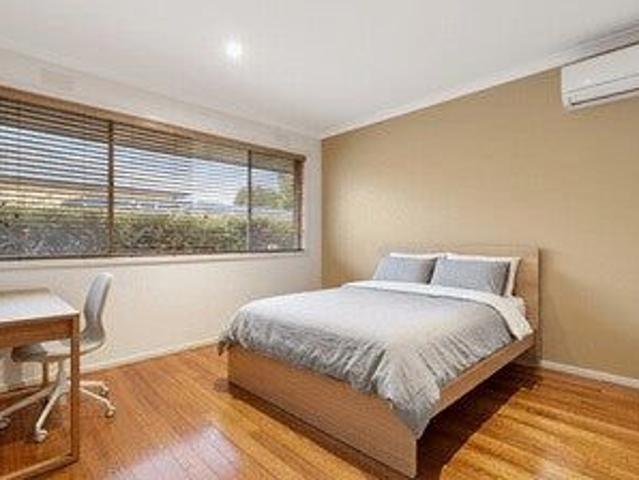 Room for rent in Camerons Creek, Victoria