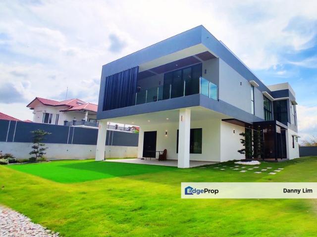House for sale in Sendayan Village, Negeri Sembilan