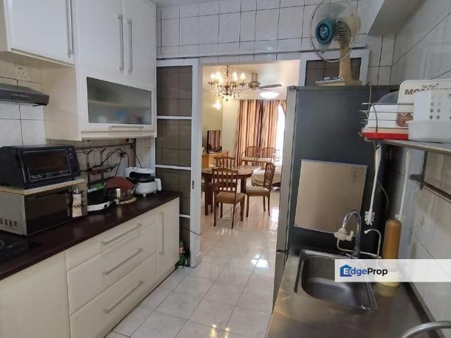 Condominium for rent in Country Heights Damansara, Kuala Lumpur