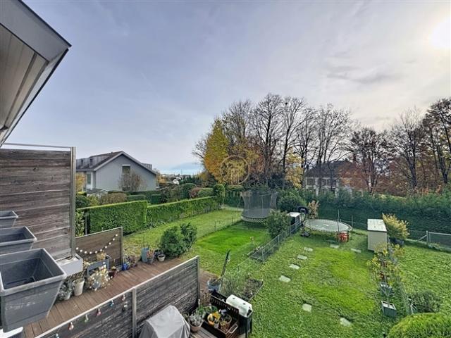Einfamilienhaus mieten in Mont-sur-Rolle, Waadt