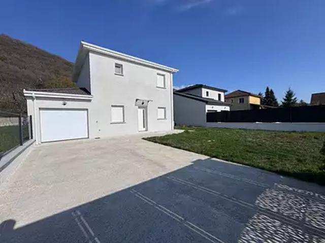 Maison vente à Belley, Montagnieu