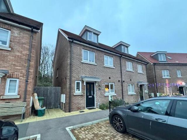 House for rent in Red Hill, Surrey