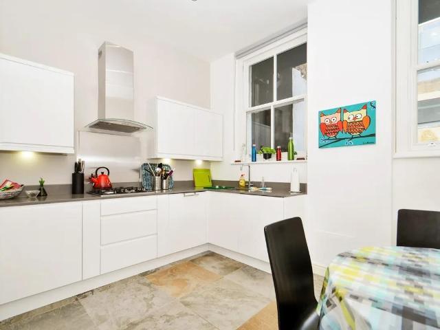 Apartment for rent in Marylebone, Greater London
