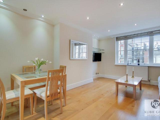 Apartment for rent in Marylebone, Greater London