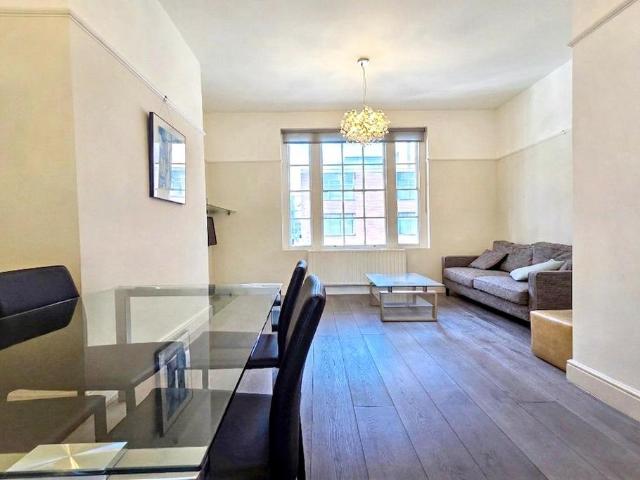 Apartment for rent in Marylebone, Greater London