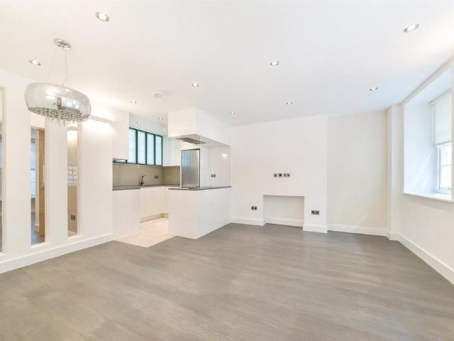 Apartment for rent in Marylebone, Greater London