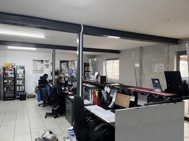 Commercial for rent in Milnerton, Western Cape