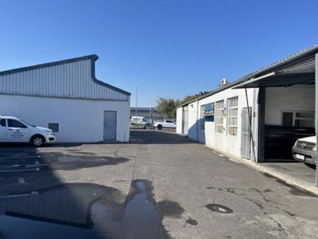 Commercial for rent in Milnerton, Western Cape