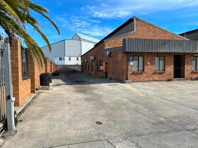 Commercial for rent in Milnerton, Western Cape