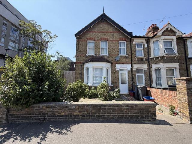 Apartment for rent in London Borough of Hounslow, Greater London