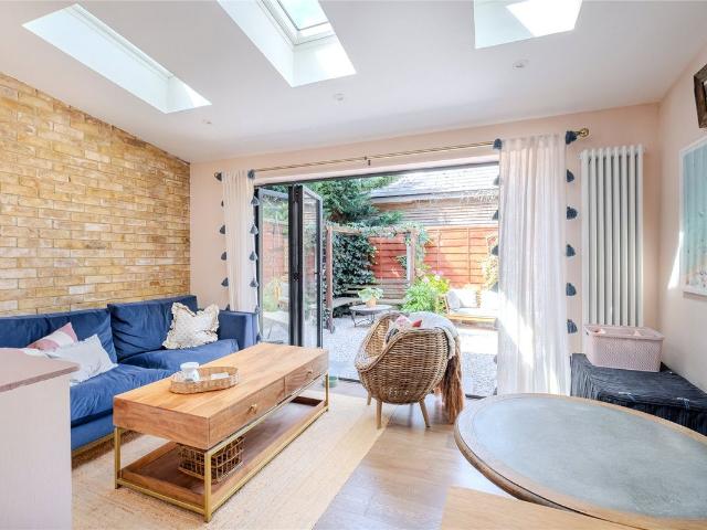 House for rent in London Borough of Merton, South Wimbledon