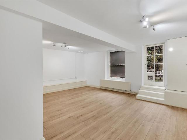 Apartment for rent in Bloomsbury, Isle Of Man