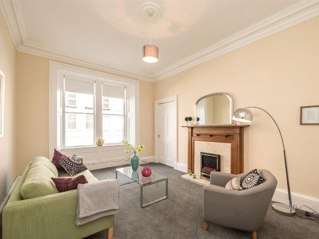 Apartment for rent in Southside, Scotland
