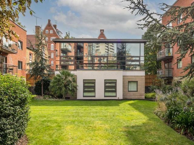 House for rent in Millbank Estate, Greater London