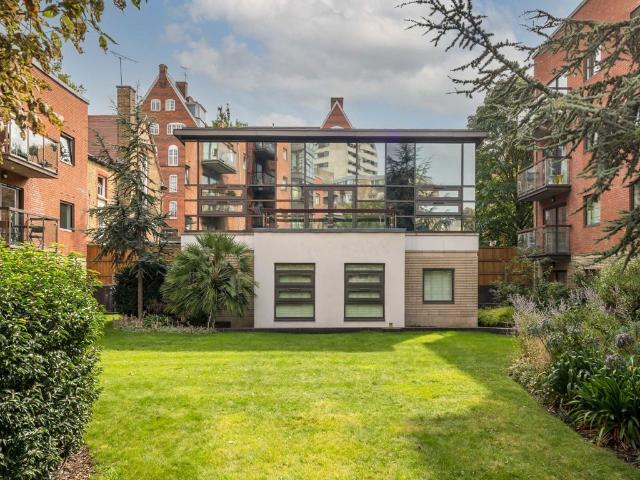 Apartment for rent in Millbank Estate, Greater London