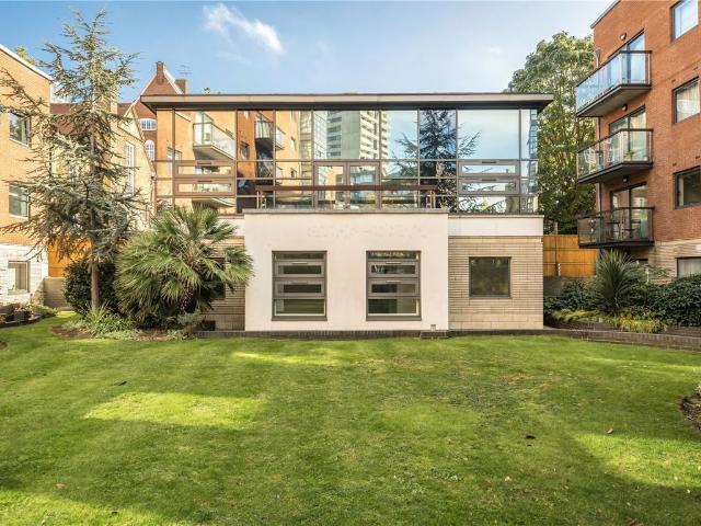 House for rent in Millbank Estate, Greater London