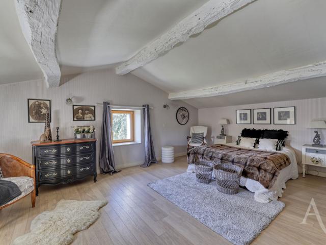 Maison vente à La Roche-sur-Yon, Montaigu