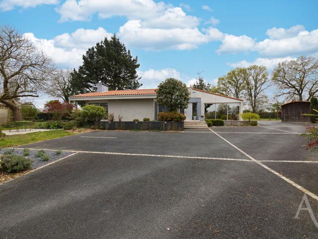 Maison vente à La Roche-sur-Yon, Montaigu