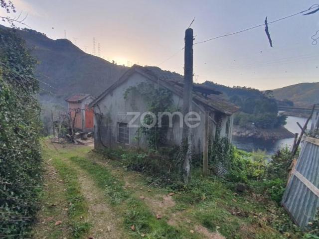 Terreno venda em Covelo Do Gerez, Vila Real