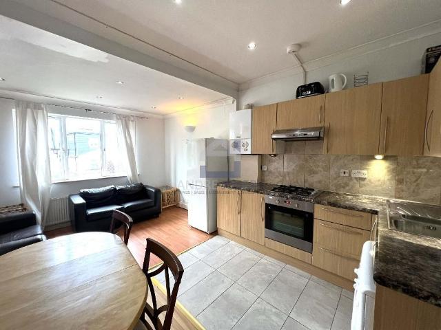 Apartment for rent in Upper Tooting, Greater London