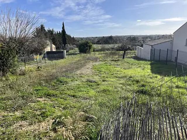Terrain vente à Nîmes, Montaren-et-saint-médiers