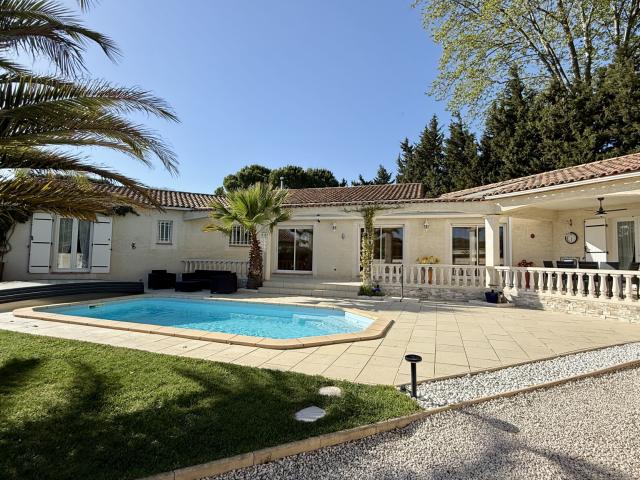 Maison vente à Nîmes, Montaren-et-saint-médiers