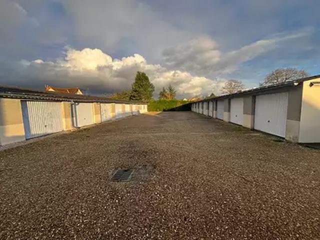 Garage vente à Montargis