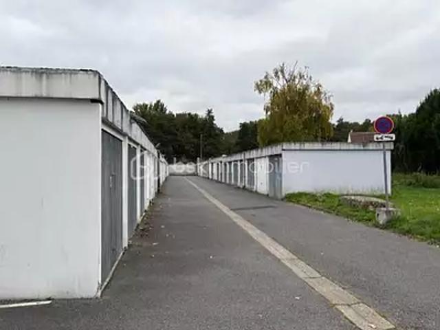 Garage vente à Senlis, Montataire